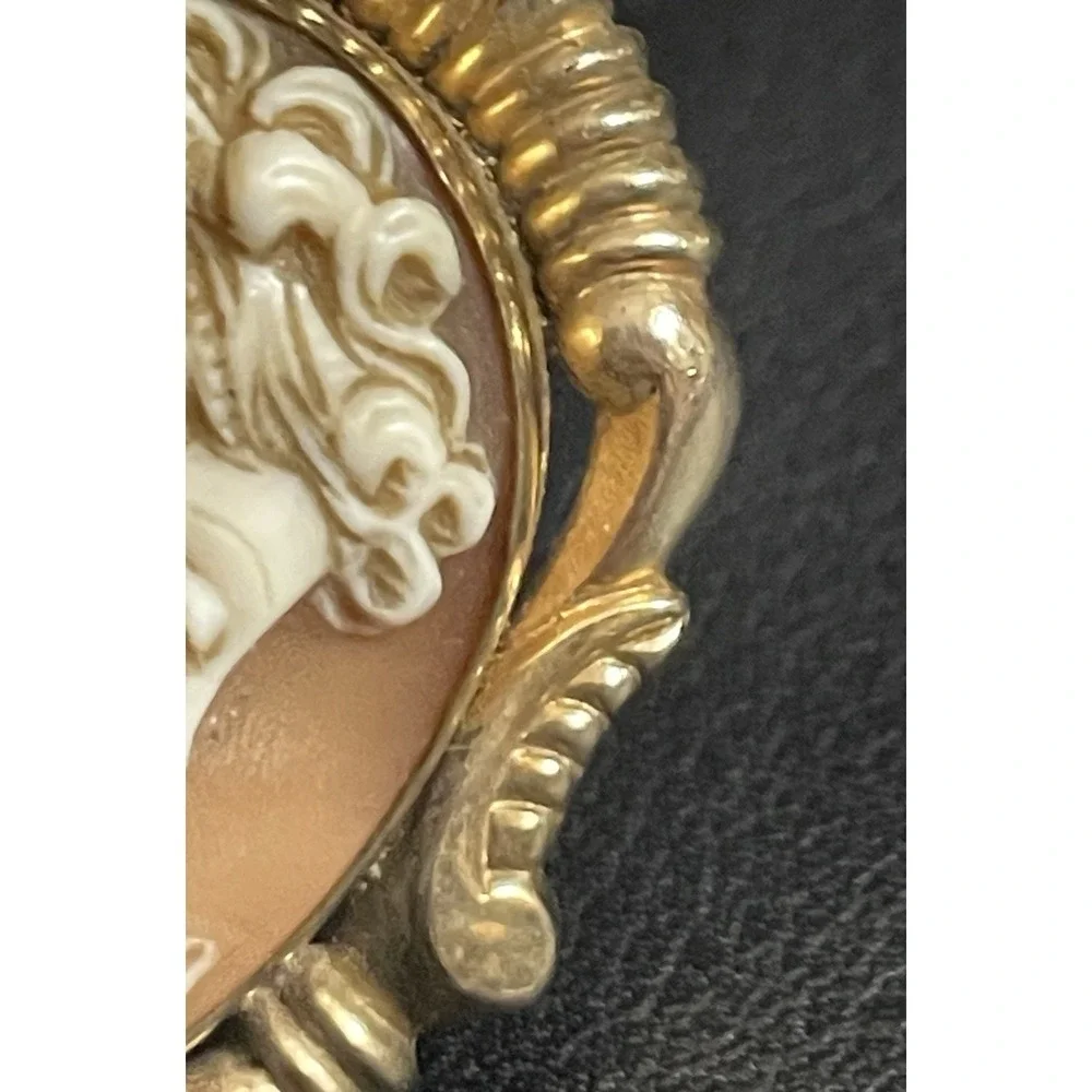 Gold Filled Shell Cameo Brooch Pendant Hand Carved 1/20 12k GF Vintage - Picture 8 of 14